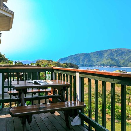Didimdol Pension Geoje Exterior photo