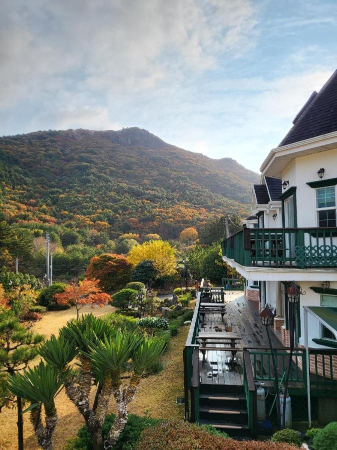 Didimdol Pension Geoje Exterior photo