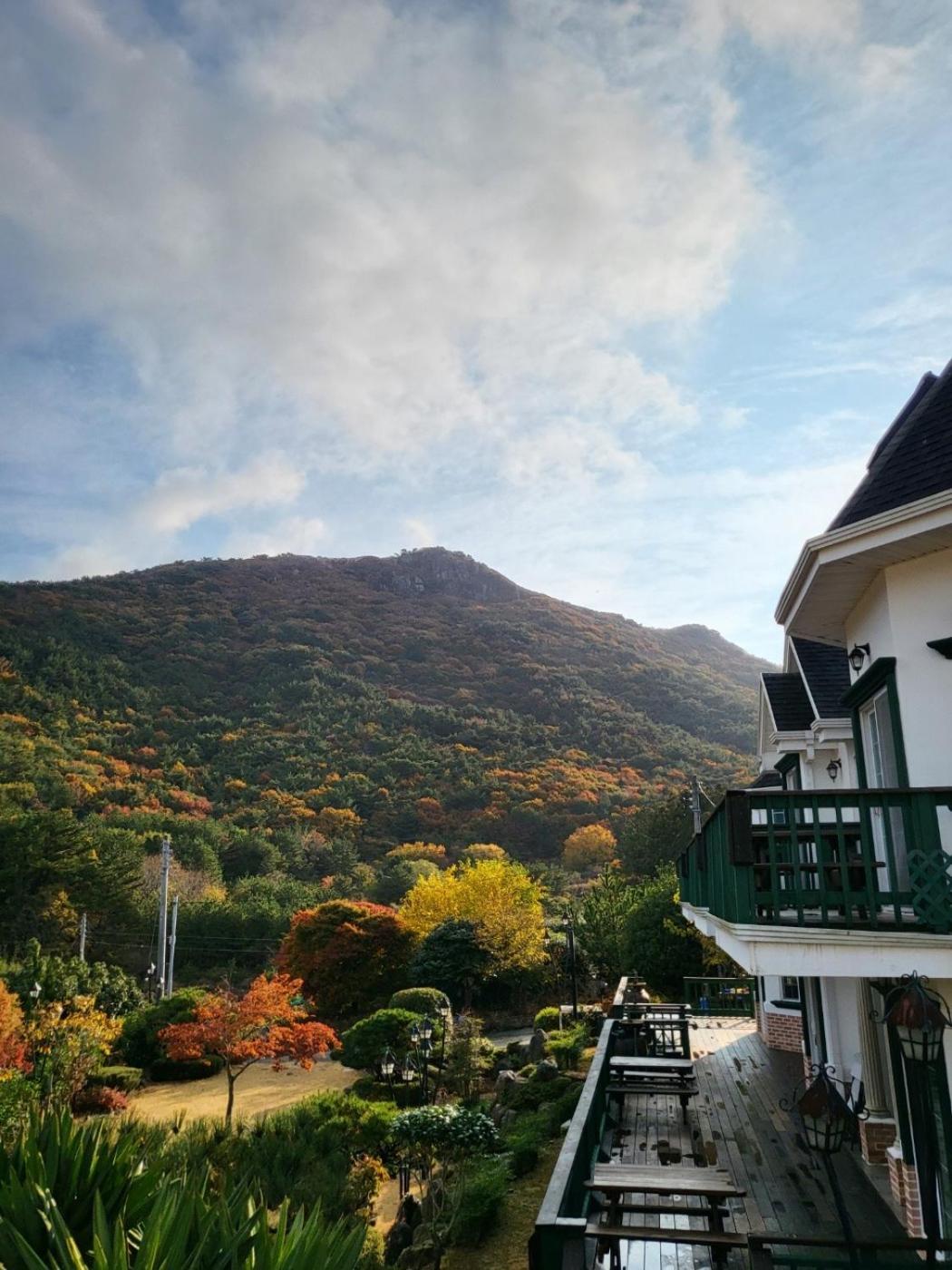Didimdol Pension Geoje Exterior photo